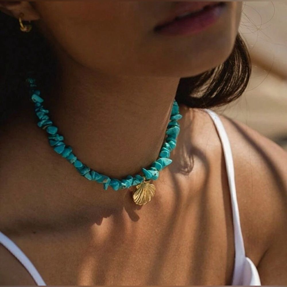 Anthropologie Turquoise Beaded Choker with Gold Shell Charm